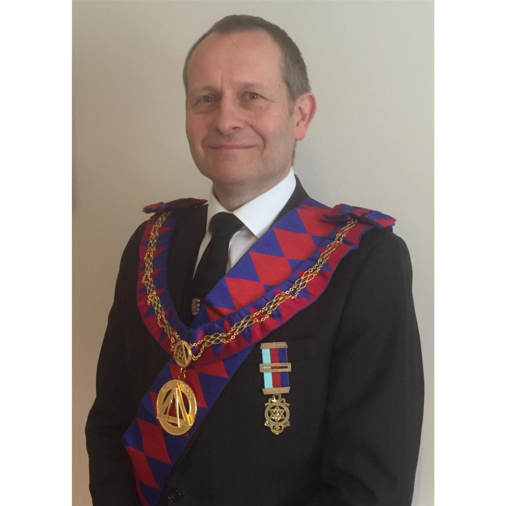 Men at the Top E Comp Ian Burgess PJGD PGStB MetGInsp Royal Arch